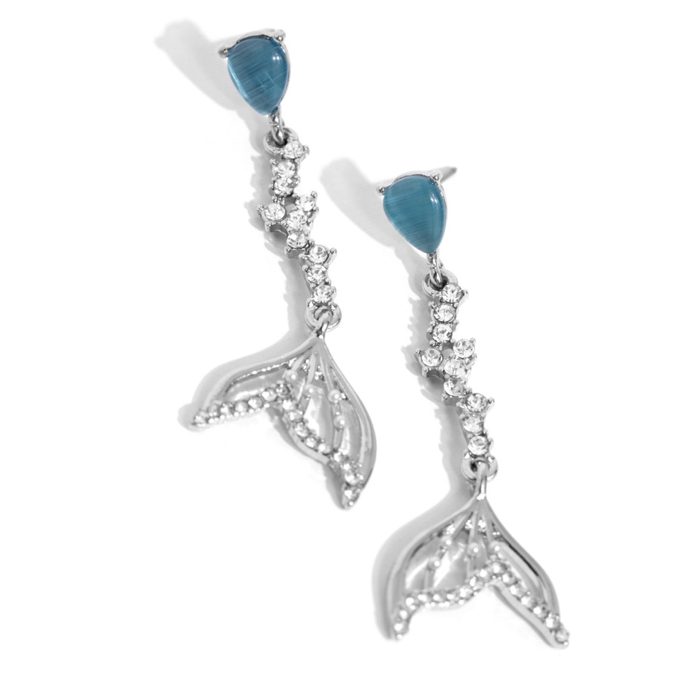 Elegant Silver and Blue Drop Earrings
